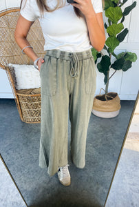 Eesome Olive Elastic Pants