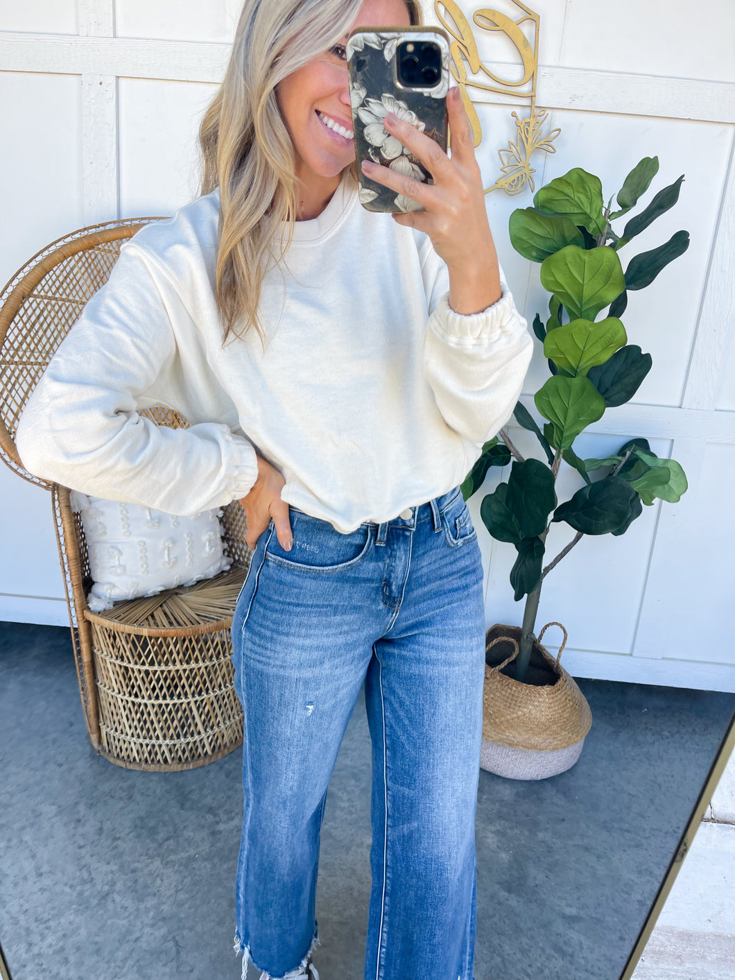 Cream Cropped Pullover